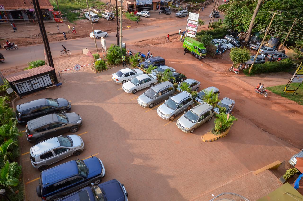 Hillside Plaza Hotel Kampala Exterior photo